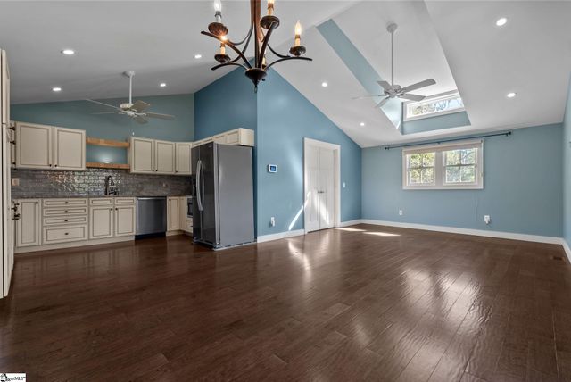 1440 Holly Springs Church Road, Campobello, SC 29322