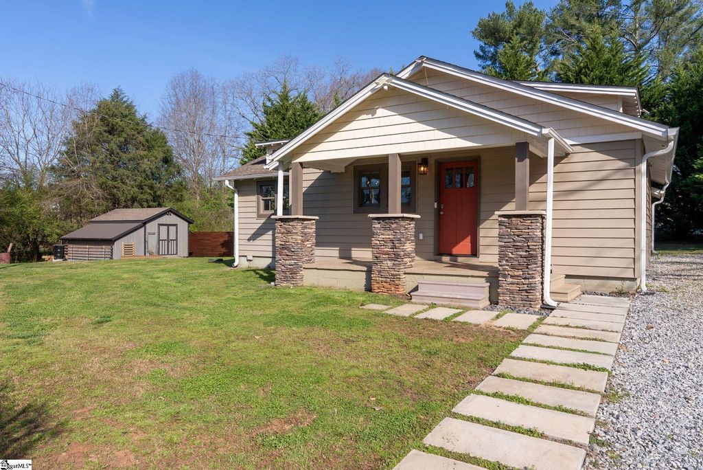 1440 Holly Springs Church Road, Campobello, SC 29322