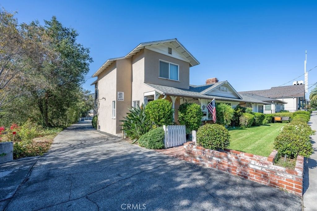 2404 Montrose Avenue, Montrose, CA 91020 — photo 2