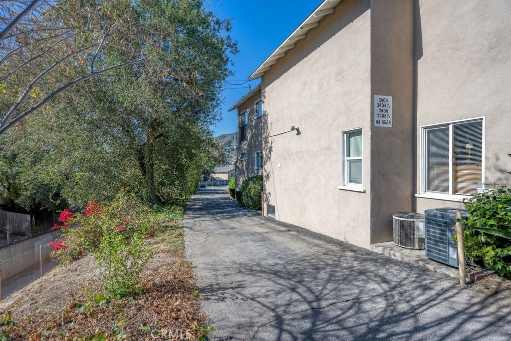 2404 Montrose Avenue, Montrose, CA 91020 — photo 3