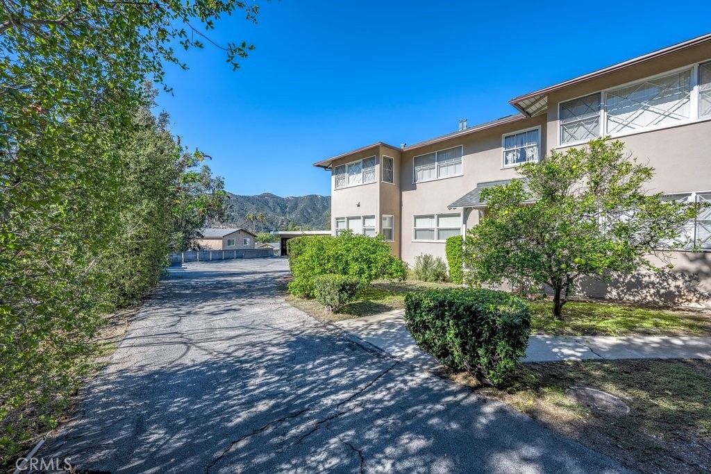 2404 Montrose Avenue, Montrose, CA 91020 — photo 4