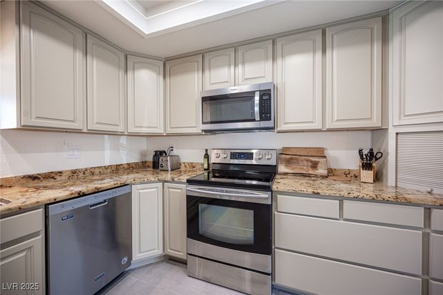 6146 Peppermill Drive, Las Vegas, NV 89146