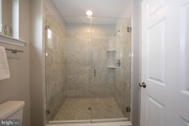 9 TREYBURN DR, Paoli, PA 19301