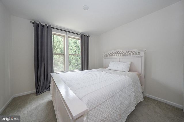 9 TREYBURN DR, Paoli, PA 19301