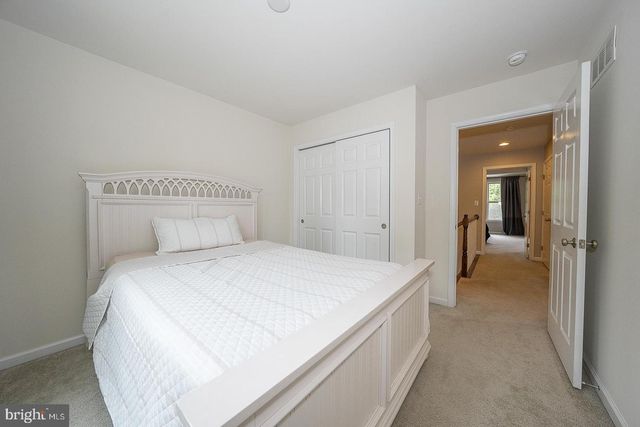 9 TREYBURN DR, Paoli, PA 19301