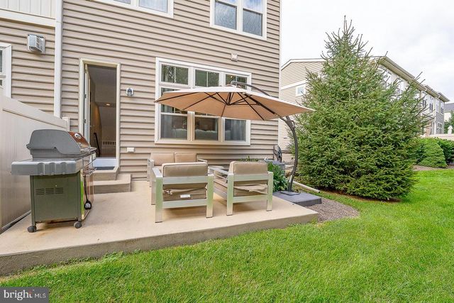 9 TREYBURN DR, Paoli, PA 19301