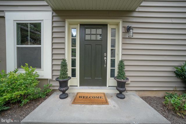 9 TREYBURN DR, Paoli, PA 19301