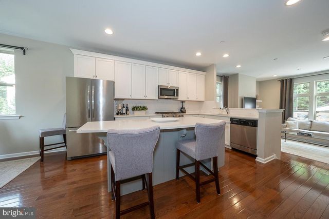 9 TREYBURN DR, Paoli, PA 19301