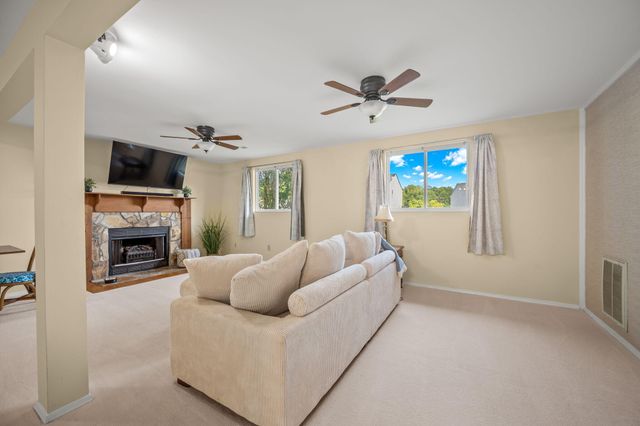 4950 Amberwood Lane, North Charleston, SC 29418