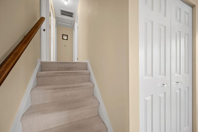4950 Amberwood Lane, North Charleston, SC 29418