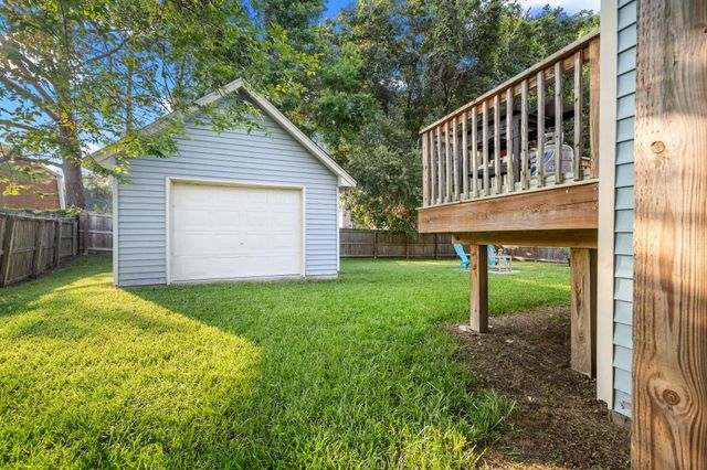 4950 Amberwood Lane, North Charleston, SC 29418