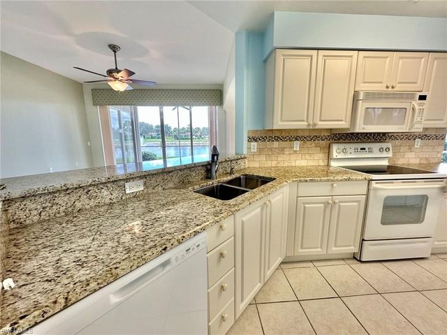 3302 Twilight LN # 6303, Naples, FL 34109