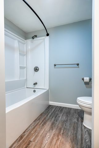 8 Tabor Ln, Rochester, MA 02770