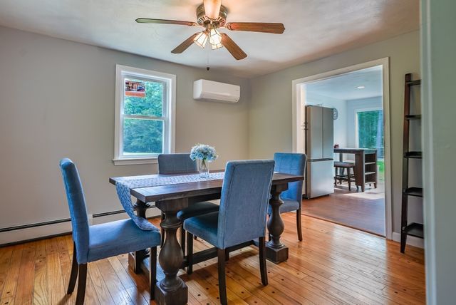 8 Tabor Ln, Rochester, MA 02770