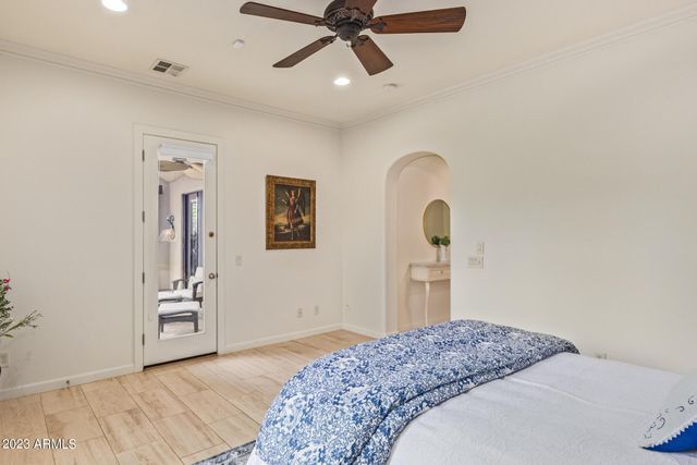 7232 E ECLIPSE Drive, Scottsdale, AZ 85266