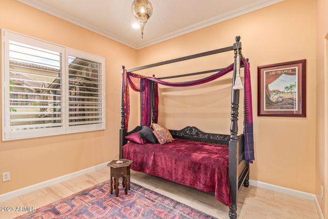 7232 E ECLIPSE Drive, Scottsdale, AZ 85266