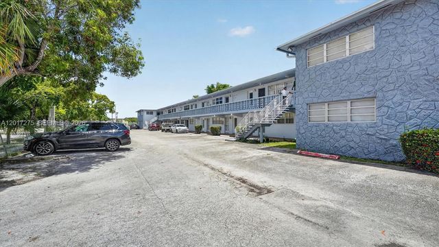 300 NE 191st Street 219, Miami, FL 33179