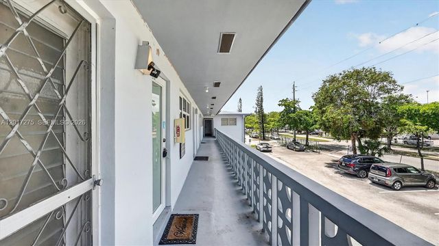 300 NE 191st Street 219, Miami, FL 33179