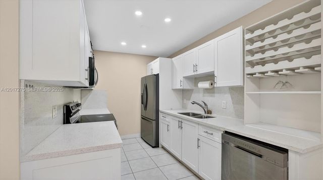 300 NE 191st Street 219, Miami, FL 33179