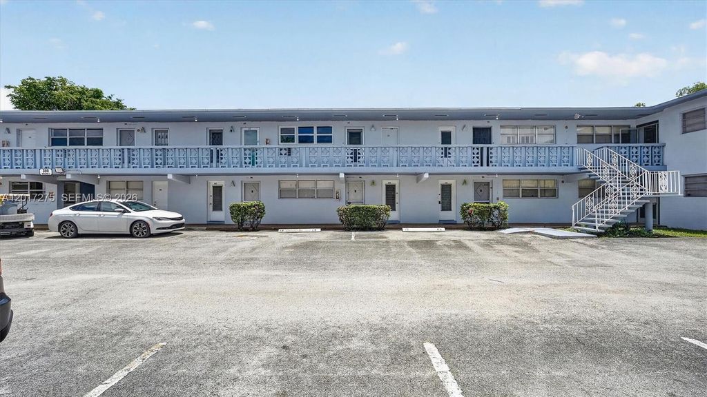 300 NE 191st Street 219, Miami, FL 33179