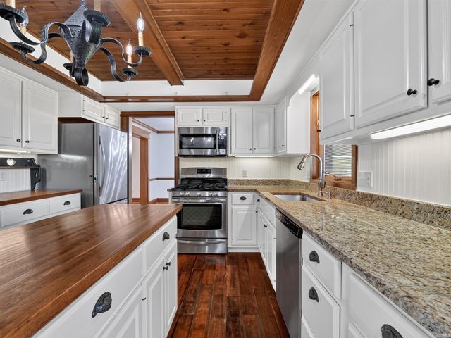 6517 Belle Isle Place, Fort Wayne, IN 46835