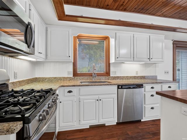 6517 Belle Isle Place, Fort Wayne, IN 46835