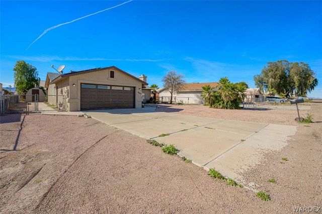 8063 S Carob Drive, Mohave Valley, AZ 86440