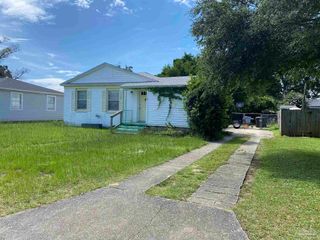 213 Bryant Rd, Pensacola, FL 32507