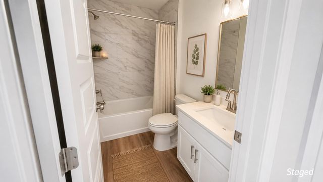 855 Cypress LN, Cottonwood Shores, TX 78657