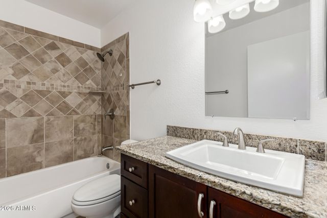2875 W HIGHLAND Street 1213, Chandler, AZ 85224