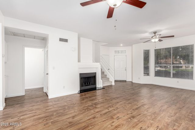 2875 W HIGHLAND Street 1213, Chandler, AZ 85224