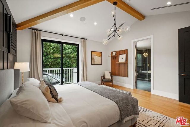 4915 Agnes Avenue, Valley Village, CA 91607