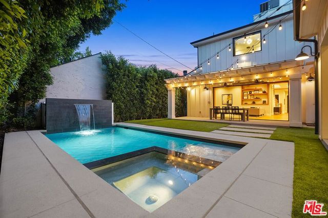 4915 Agnes Avenue, Valley Village, CA 91607