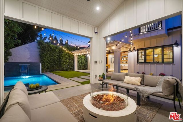 4915 Agnes Avenue, Valley Village, CA 91607