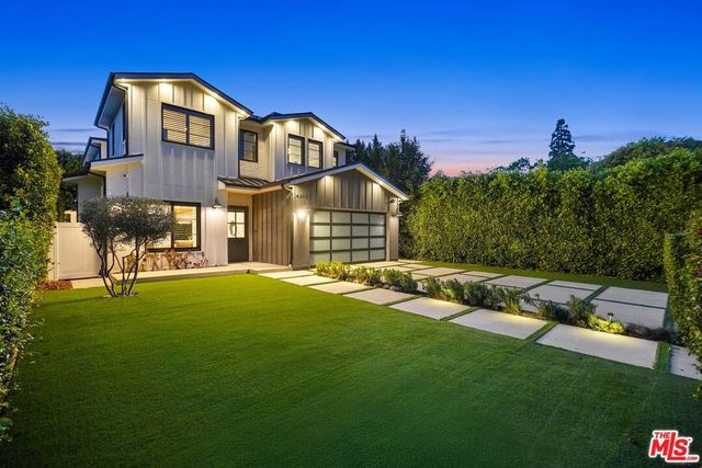 4915 Agnes Avenue, Valley Village, CA 91607