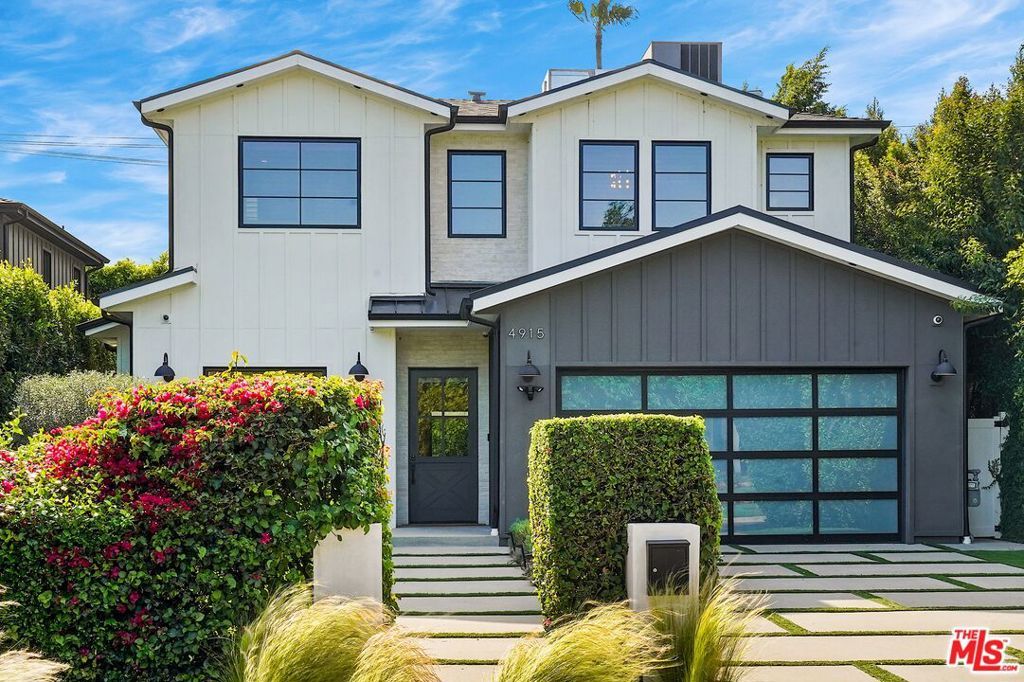 4915 Agnes Avenue, Valley Village, CA 91607