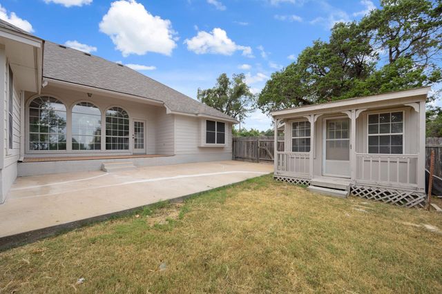 210 Cassidy DR, Georgetown, TX 78628