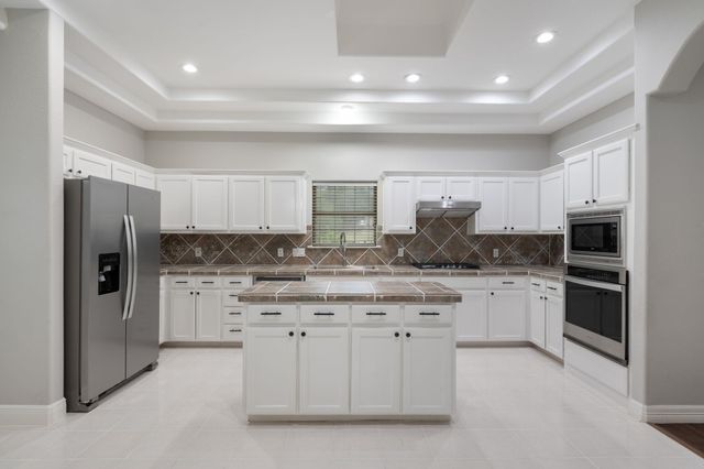 210 Cassidy DR, Georgetown, TX 78628