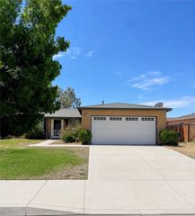 10607 Chesterfield, Adelanto, CA 92301