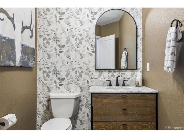 10821 W Indore Dr, Littleton, CO 80127