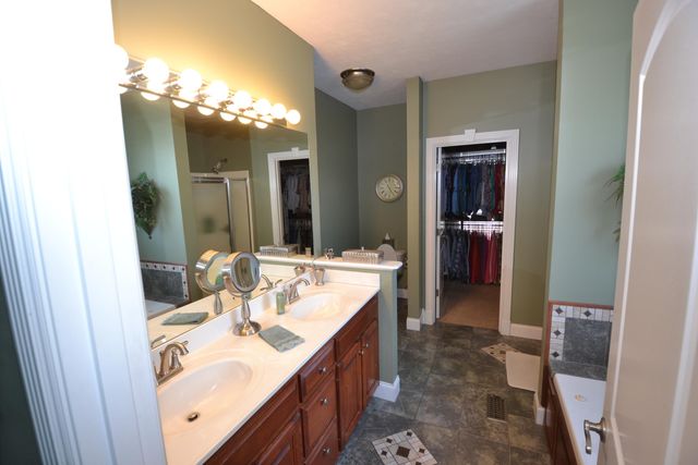 114 Callis Circle, Wilmore, KY 40390