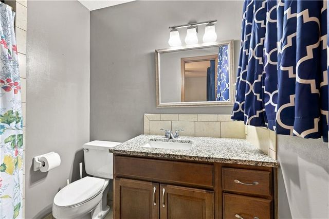16312 S 38th Street, Independence, MO 64055