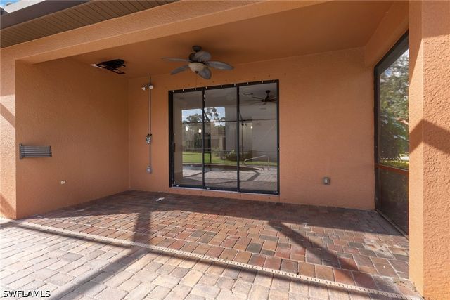 11068 Cherry Laurel DR E, Fort Myers, FL 33912