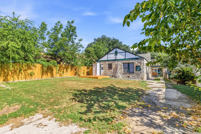 1326 FULTON AVE, San Antonio, TX 78201