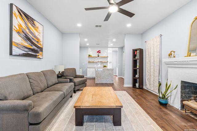1326 FULTON AVE, San Antonio, TX 78201