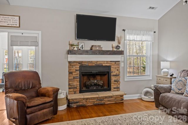 1667 Warwick Court, Lincolnton, NC 28092