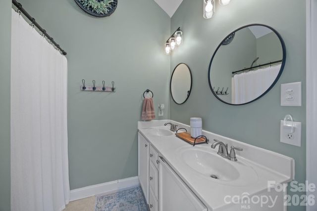 1667 Warwick Court, Lincolnton, NC 28092