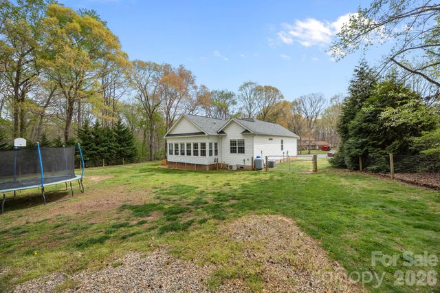 1667 Warwick Court, Lincolnton, NC 28092