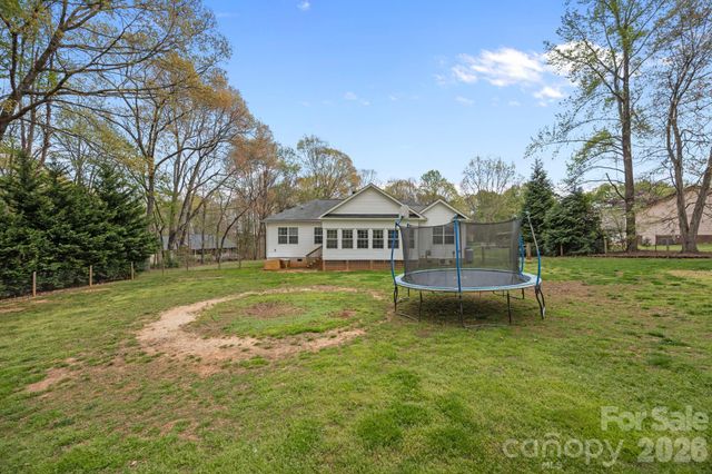 1667 Warwick Court, Lincolnton, NC 28092