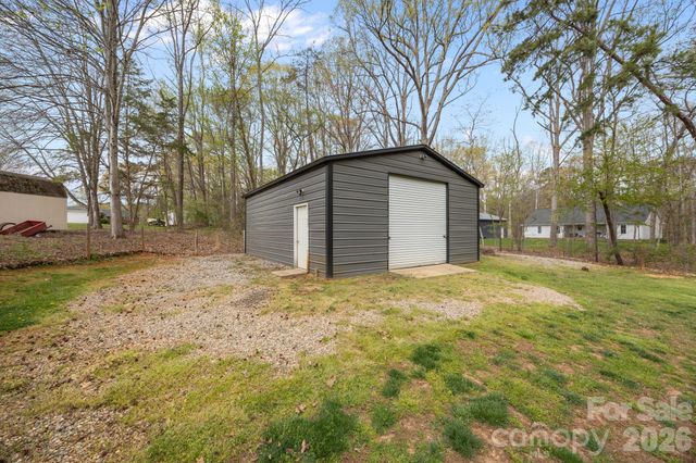 1667 Warwick Court, Lincolnton, NC 28092